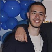 Interprete impartisce lezioni private di inglese, francese e spagnola per studenti di liceo e/o istituti tecnici professionali